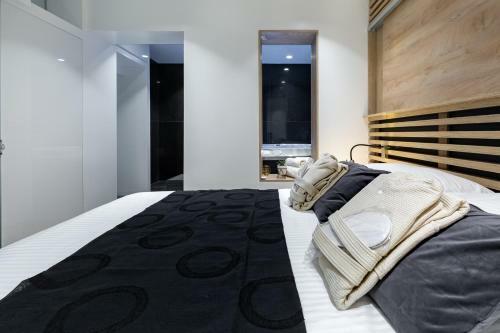 Marcius Luxury Apartment With Jacuzzi & Sauna