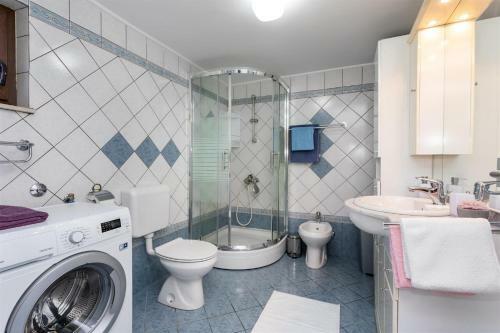Apartment Roko With Private Swimming Pool