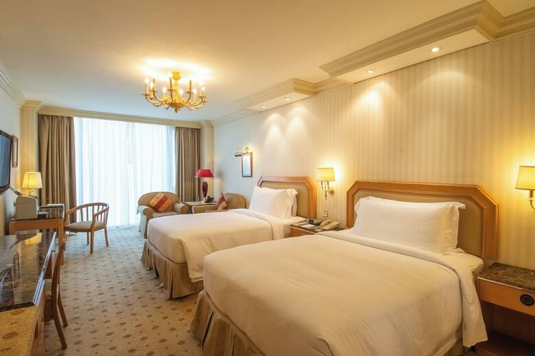 Sheraton Kuwait, A Luxury Collection Hotel