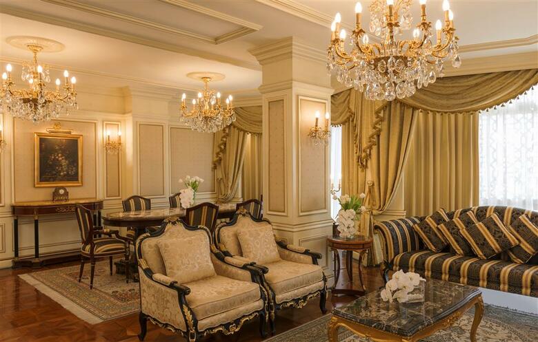 Sheraton Kuwait, A Luxury Collection Hotel