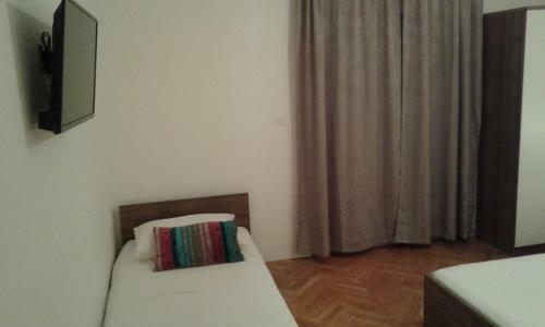 Apartments Josip - 150m From Beach