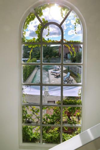 Beautiful Villa B&b, In Dalmatia, With A Pool