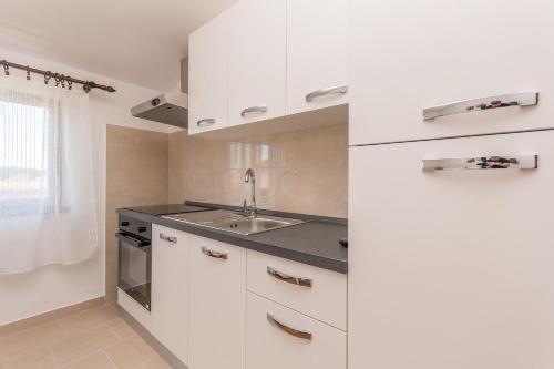 Apartment Quartz