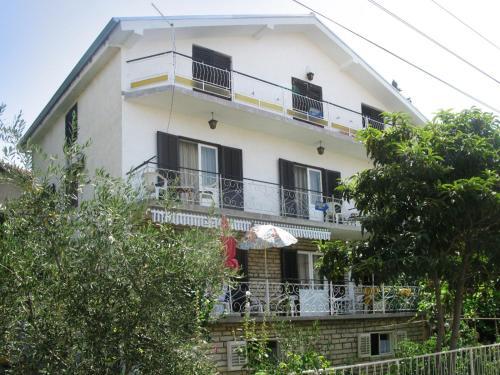 Apartamento Holiday Home 193483