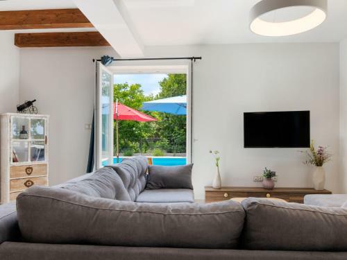 Quaint Holiday Home In Lovinac With Terrace