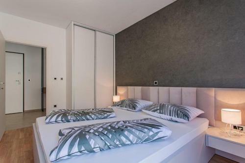 Hostal Apartment Karlo King Deluxe