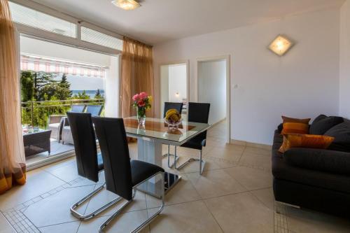 Apartamentos Villa Sara 2 I 3