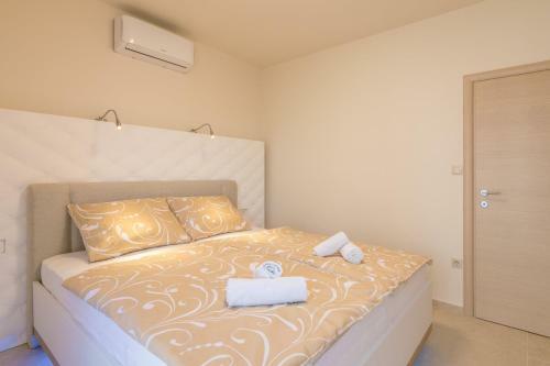 Abros Apartments