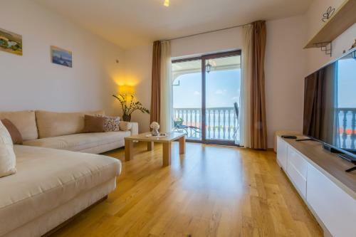Apartamentos Amila