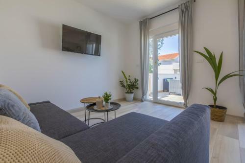 Apartments M And M