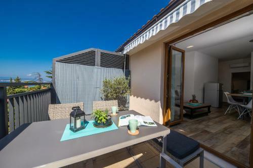 Luxury Sea View Apartments