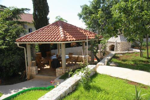 Apartment 1 Biba 41 Pax