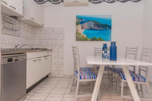 Apartamentos Christine 2