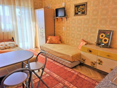 Hostal Apartments And Rooms Marijan