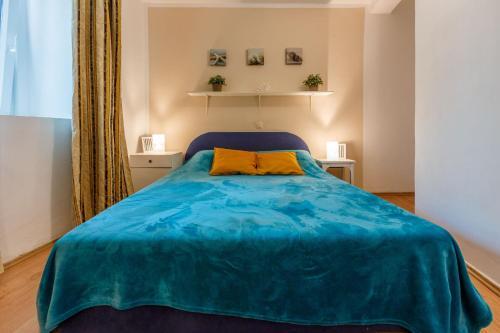 Apartments Kalla