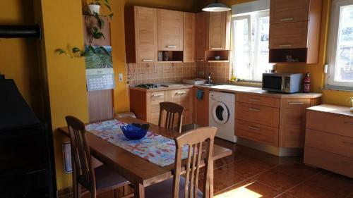 Hostal Apartments Roses