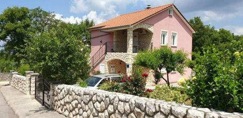 Hostal Apartments Roses