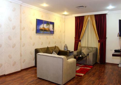 Apartamentos Raoum Inn