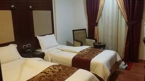 Apartamentos Raoum Inn