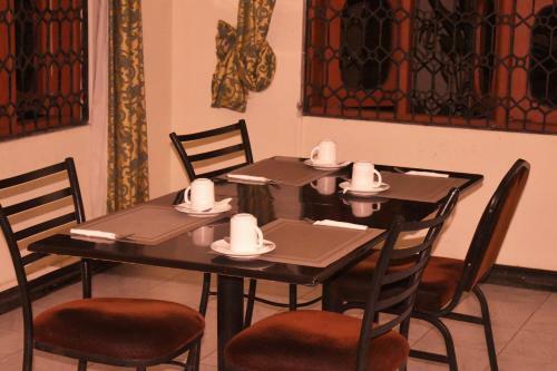 Hostal Leinmach Guest House, Nyali