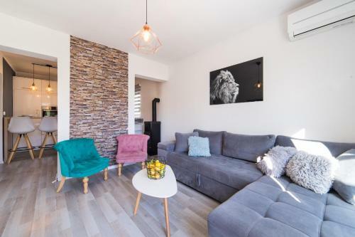Villa Holiday Home Peaceful Oasis
