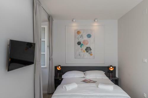 Apartments Urbis