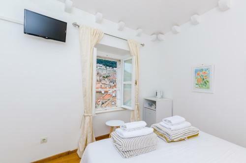 Hostal Cinema View House