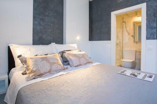Hostal Soleil Luxury Rooms Old Town