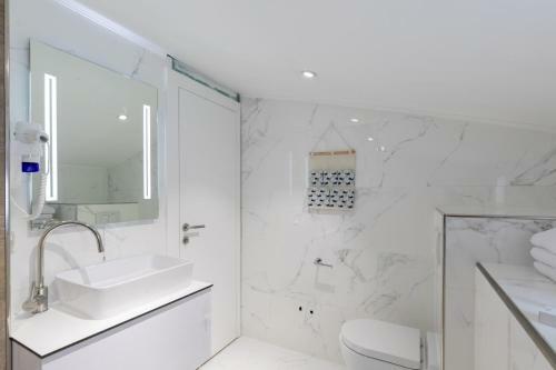Hostal Apartments And Rooms Villa Naida