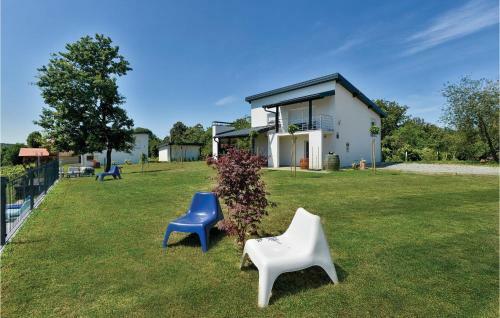 Three-bedroom Holiday Home In Durdevac