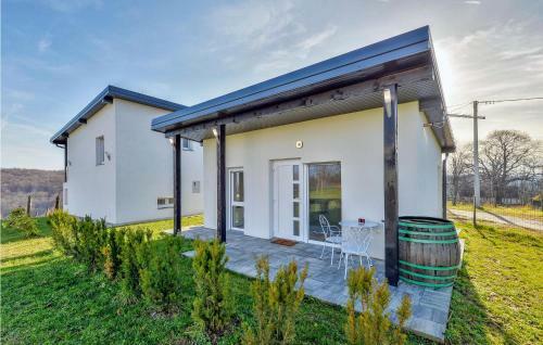 Three-bedroom Holiday Home In Durdevac