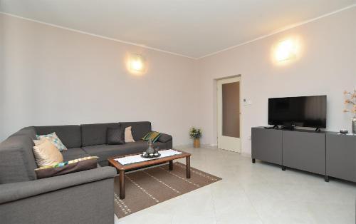 Apartments Valbandon 38