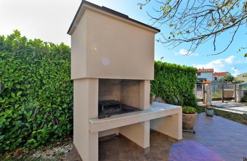 Apartments Valbandon 38