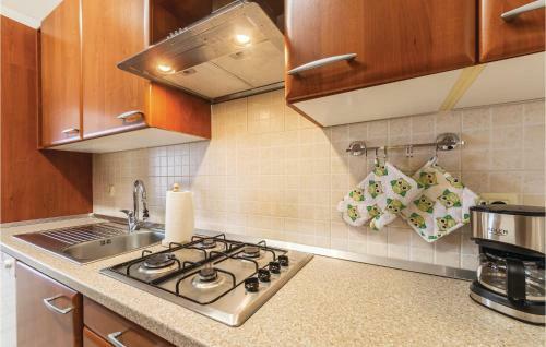 Three-bedroom Holiday Home In Fazana