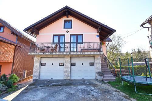 Apartamentos Holiday Home Lana