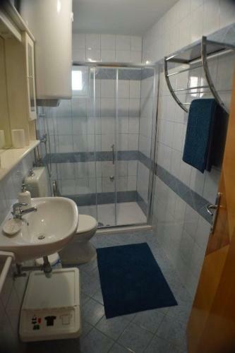 Holiday Apartment In House Damir