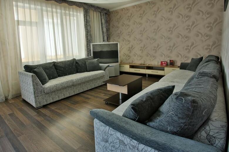 Golden Dragon Aparthotel