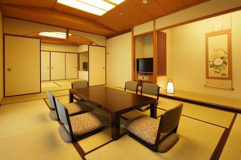Naspa New Otani Hotel
