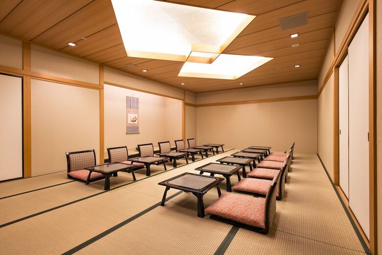 Naspa New Otani Hotel