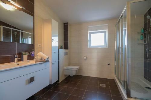 Prunus-luxurious Holiday Home With A Private Pool