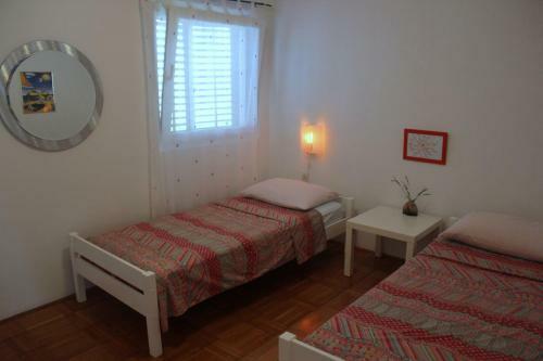 Apartments Davor - 20m From Sea