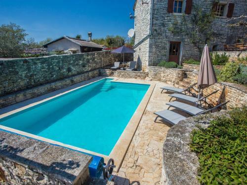 Luxurious Holiday Home In Heraki Croatia With Private Pool