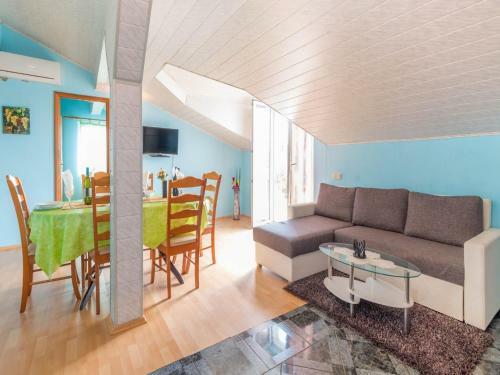 Big Family Apartment