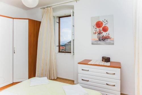 House Gardenia House