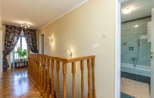 Three-bedroom Holiday Home In Krasica