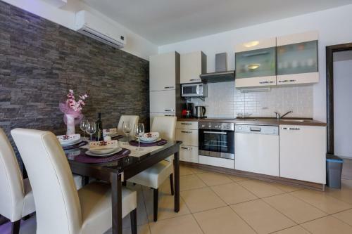 Apartamentos Villa Miljana 4