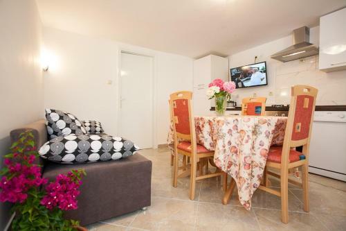 Apartments Melita