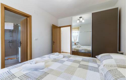 Beautiful Home In Krnica W/ 2 Bedrooms