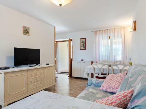 Quaint Farmhouse In Krmed With Garden
