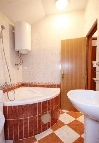 Apartments Nevenkos-20m From Beach